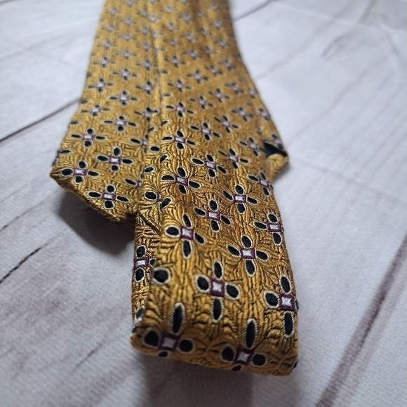 J.Z. Richard's All Silk Tie Hand Made in America - Picture 12 of 12
